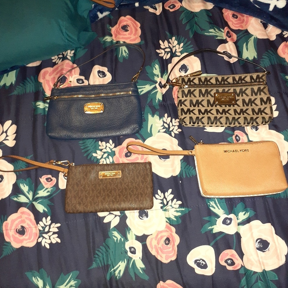 MICHAEL KORS WRISTLETS